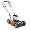 Tondeuse à batterie RMA 2RT mulching + AP 300 + AL 300 STIHL