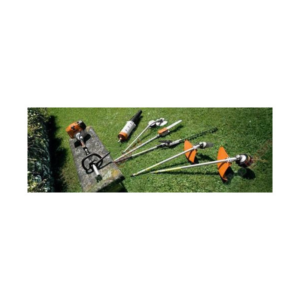 Moteur combiSysteme STIHL KM 111 R - outils interchangeables