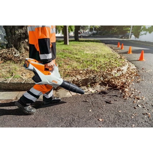 Souffleur à batterie STIHL - BGA 86 - Matériel à batterie