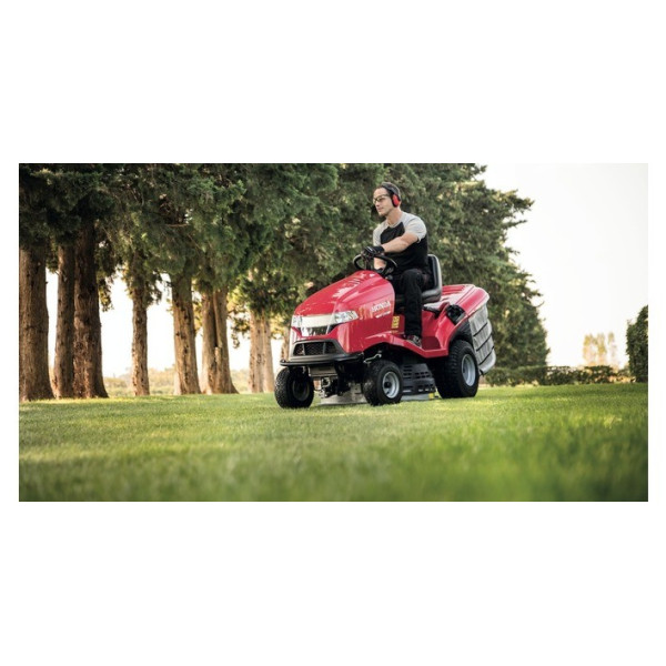 Tondeuse autoportée HONDA HF2317, moteur 2 cylindres 530 cm3, 92 cm