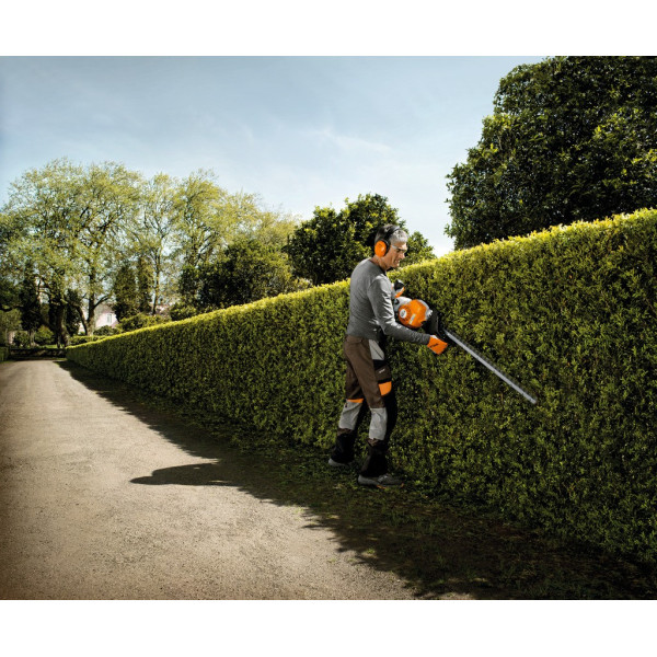 Taille-haie thermique STIHL HS 45 - 45 cm