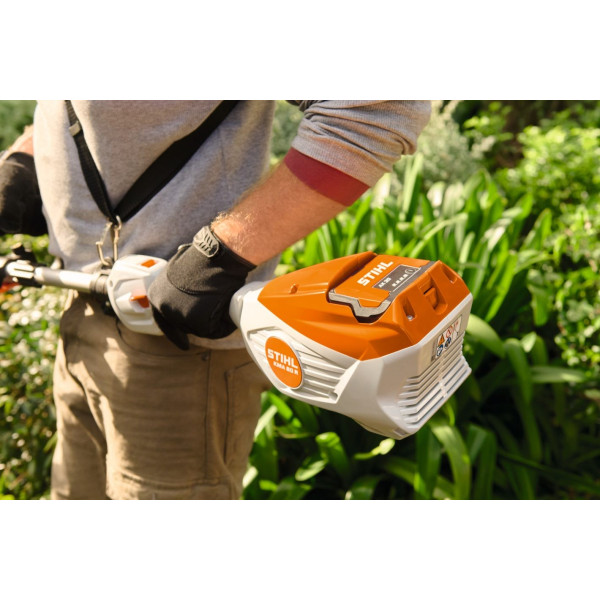 Moteur CombiSysteme STIHL KMA 80R - outils interchangeables