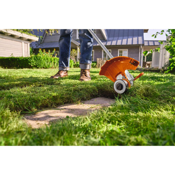 Coupe bordure sans fil STIHL FSA 50 batterie + chargeur