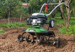 Entretien du jardin – pensez à l’achat d’une motobineuse