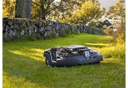 Acquérir une tondeuse robot Honda ou Husqvarna pour un entretien automatique de votre terrain ?