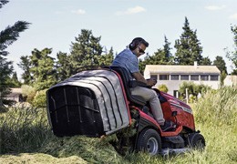 Quels sont les avantages des tracteurs tondeuses proposés par Honda ?